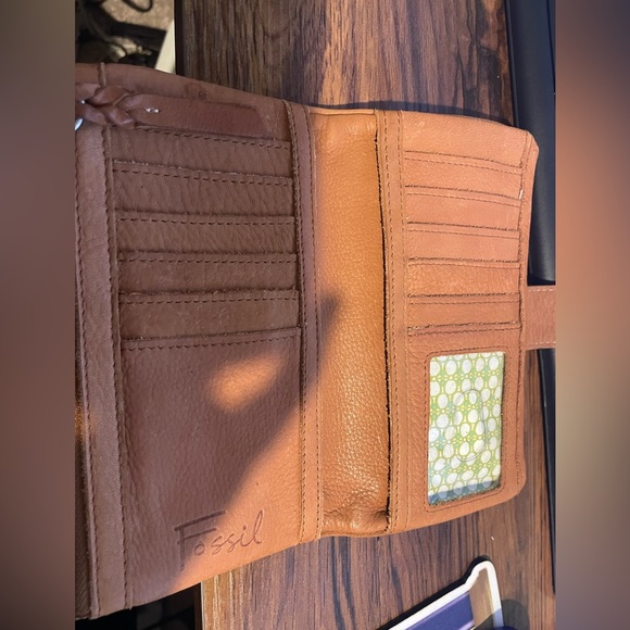 Canvas and leather Fossil Wallet -Bundle of 3 or more gets 50% more off! - Picture 3 of 3